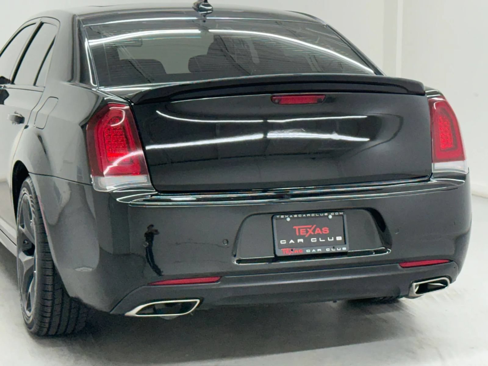Used 2022 Chrysler 300 S RWD image 38