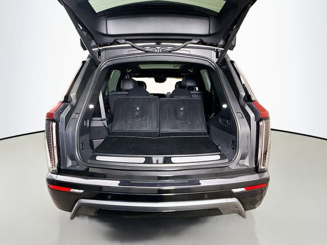 Used 2026 Cadillac Vistiq Sport w/ LPO, Floor Liner Package image 31