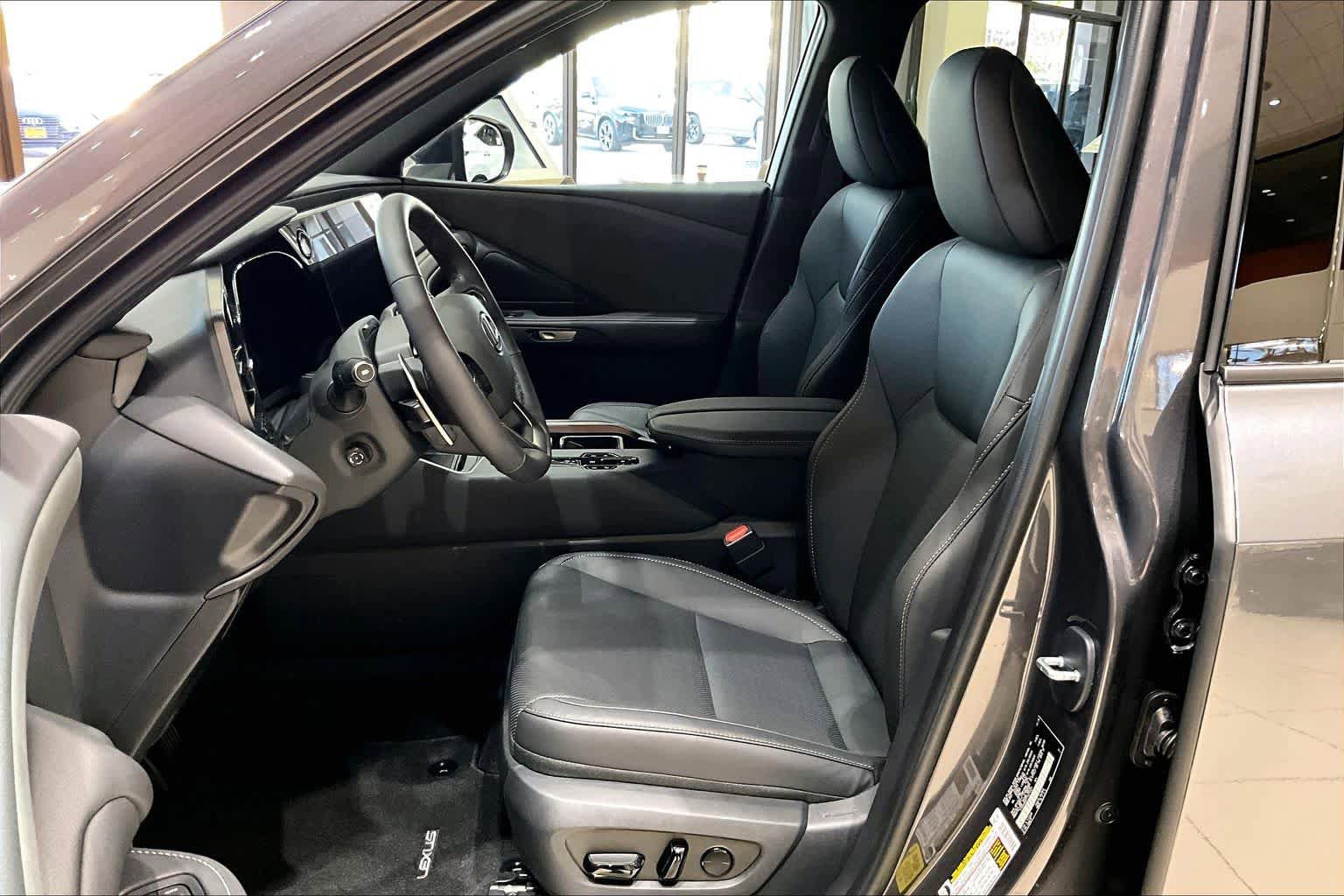 New 2026 Lexus TX 350 AWD image 18