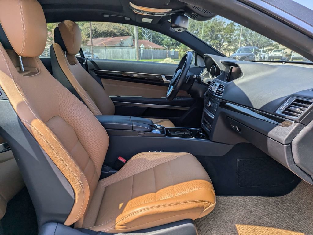 Used 2017 Mercedes-Benz E 400 4MATIC Coupe image 27
