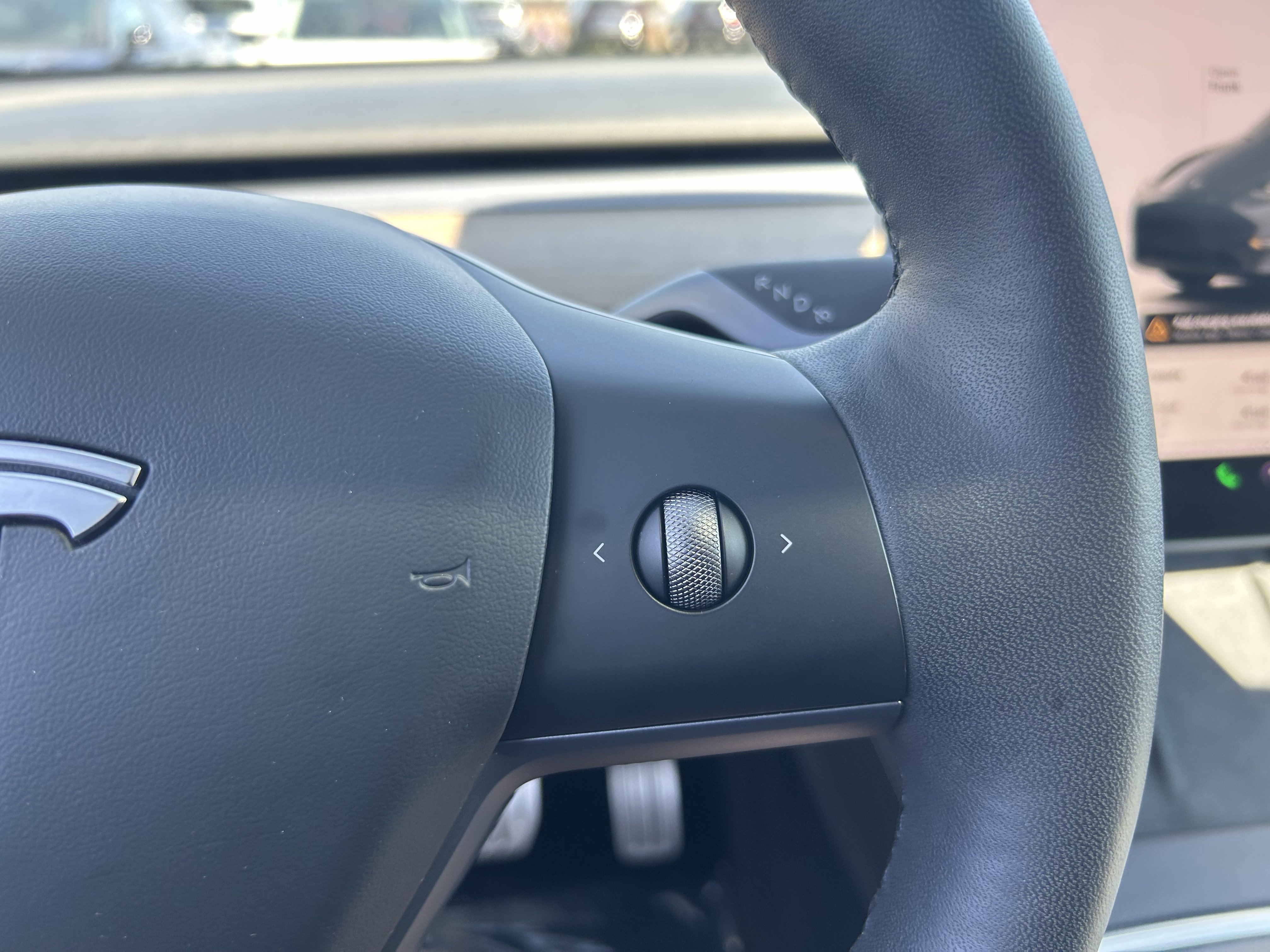 Used 2023 Tesla Model Y Performance image 15