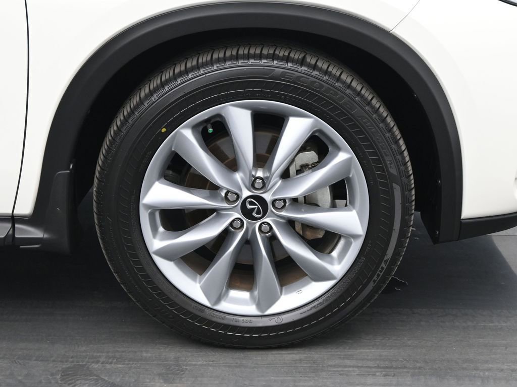 Used 2022 INFINITI QX50 Luxe image 25