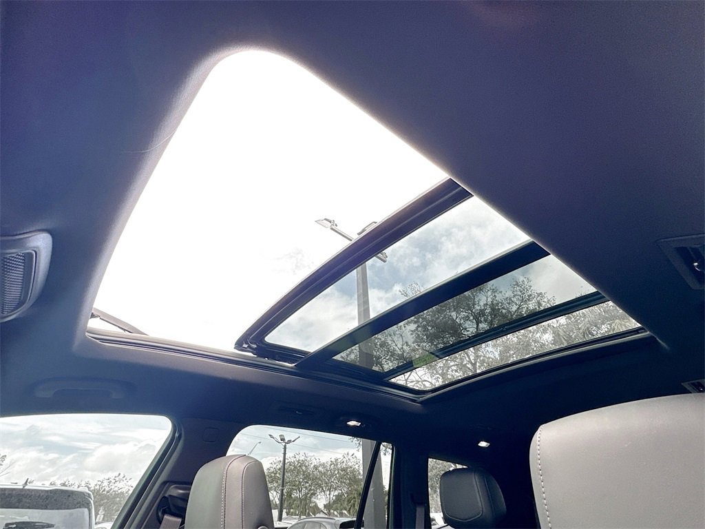 Used 2024 Cadillac XT6 Premium Luxury w/ Technology Package image 24