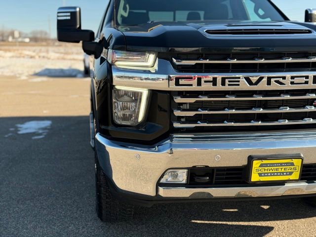 Used 2023 Chevrolet Silverado 3500 LTZ w/ LTZ Plus Package AWD/4WD image 4