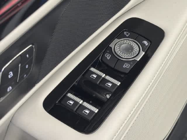 New 2026 Lincoln Nautilus Premier AWD/4WD image 13