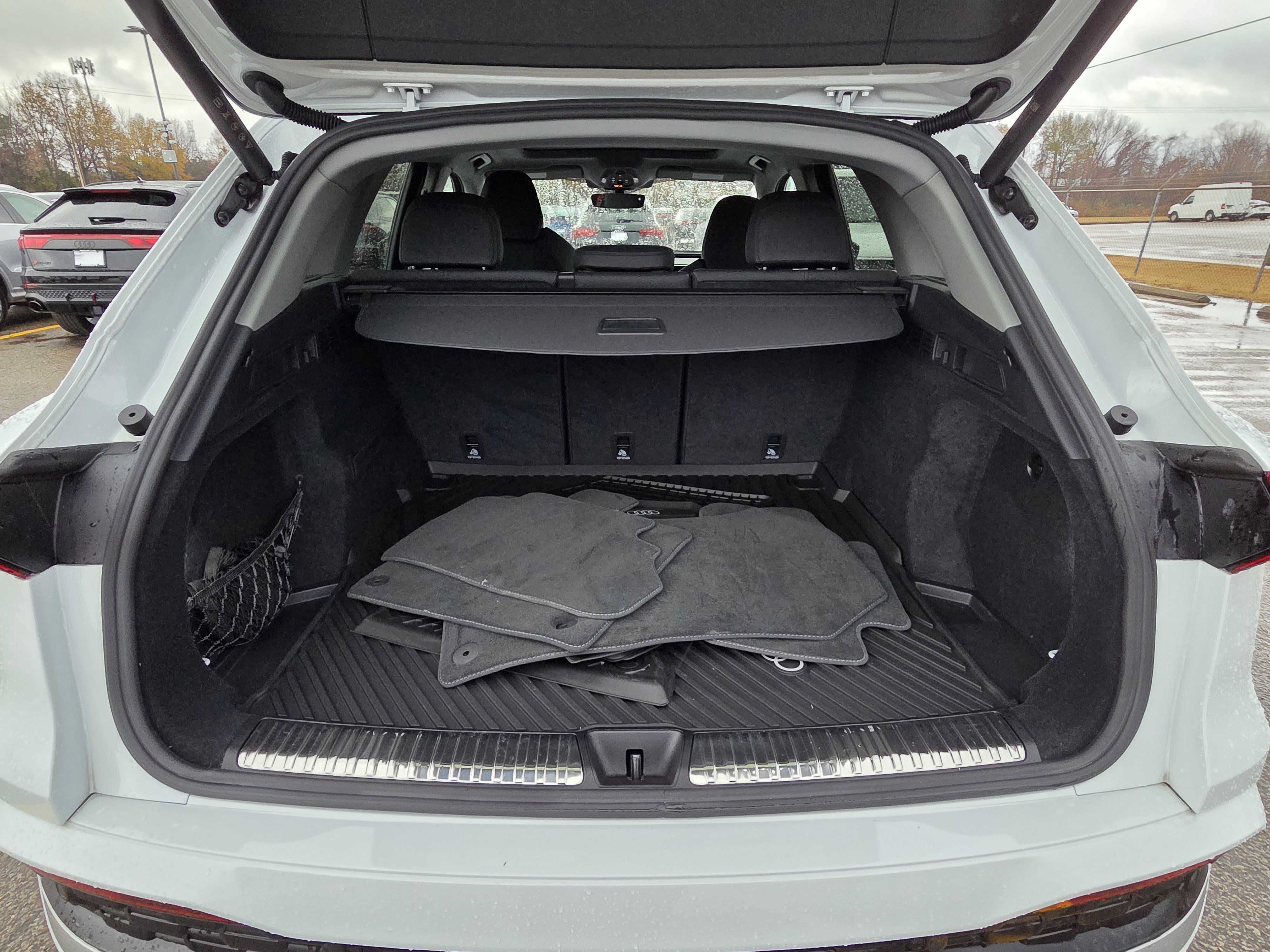 Used 2025 Audi Q5 Premium Plus w/ Premium Plus image 8