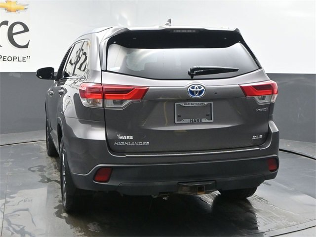 Used 2019 Toyota Highlander XLE image 36