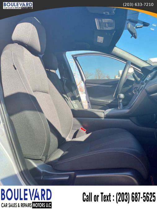 Used 2018 Honda Civic Sport image 15