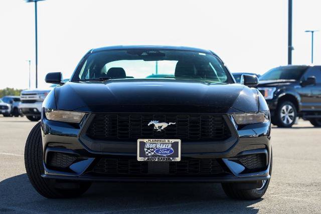 Certified 2025 Ford Mustang Coupe image 2