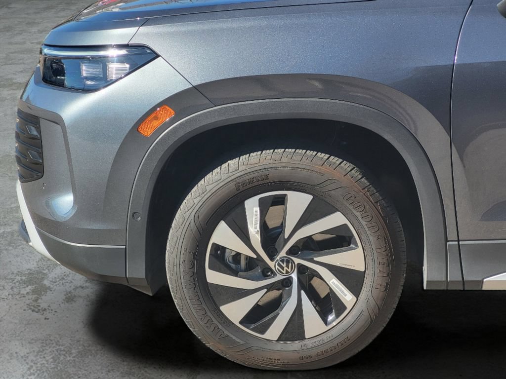 New 2025 Volkswagen Tiguan S AWD/4WD image 20