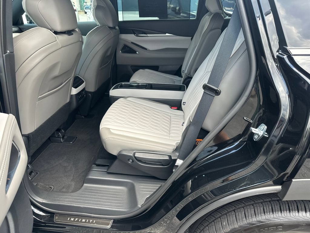 Certified 2026 INFINITI QX60 Autograph w/ Autograph Tech Package AWD/4WD image 17
