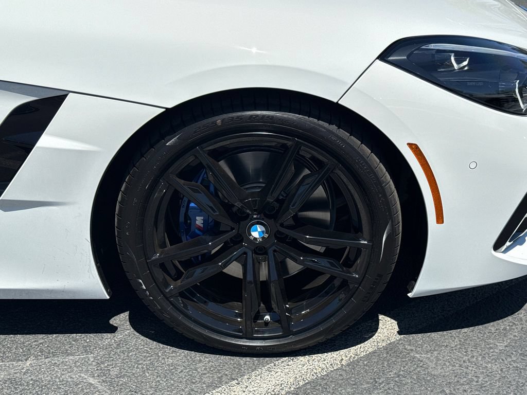 Used 2026 BMW Z4 M40i w/ Premium Package RWD image 7