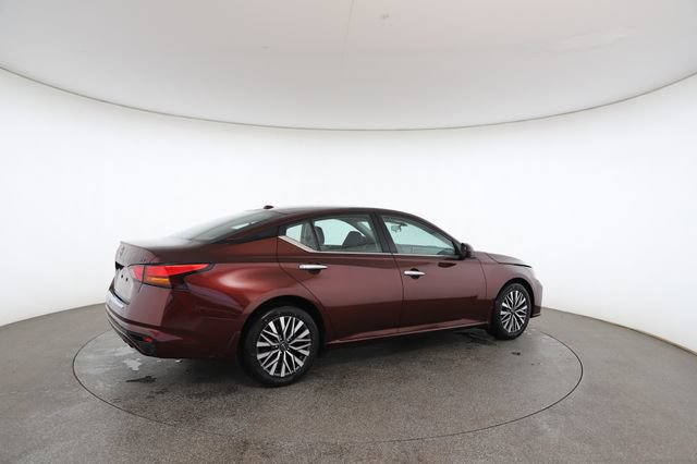 Used 2023 Nissan Altima 2.5 SV FWD image 20