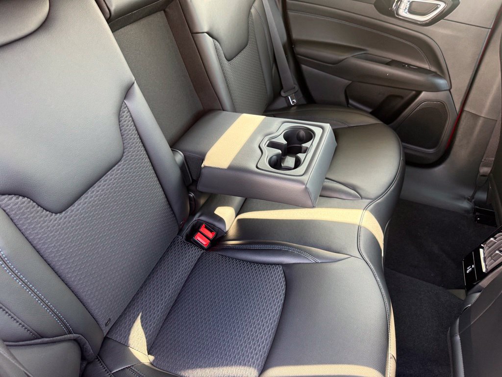 New 2026 Jeep Compass Latitude AWD/4WD image 46