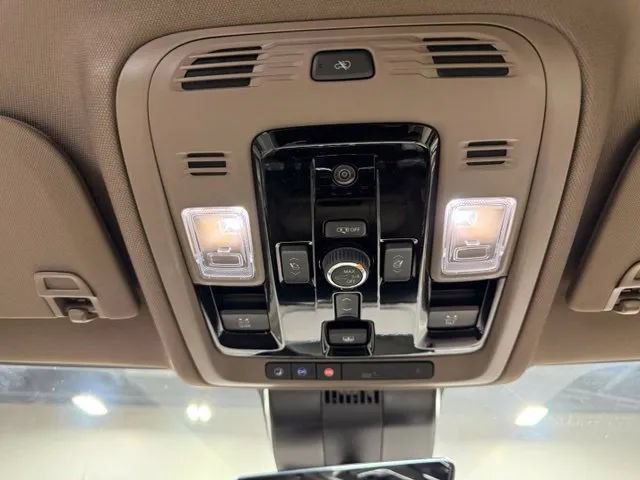 New 2026 GMC Yukon XL Denali w/ Denali Reserve Package AWD/4WD image 18