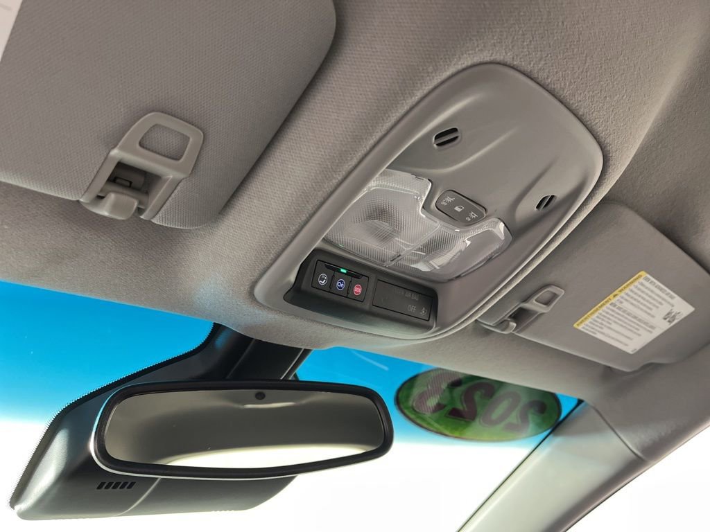 Used 2023 Chevrolet Bolt LT w/ Infotainment Package FWD image 22