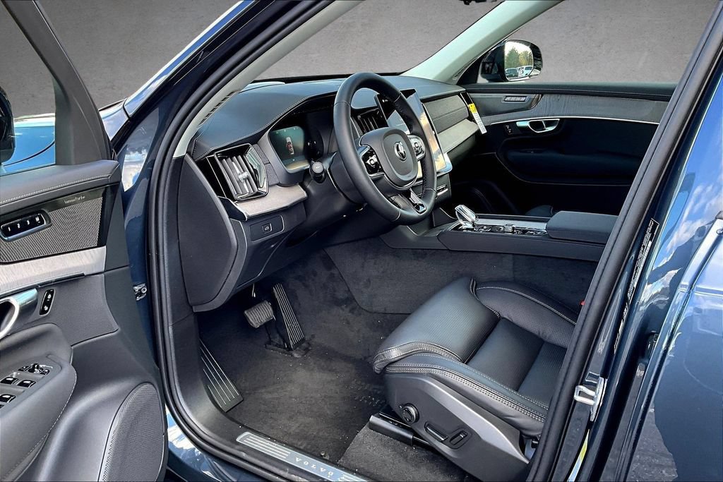 New 2026 Volvo XC90 B6 Ultra w/ Protection Package AWD/4WD image 7