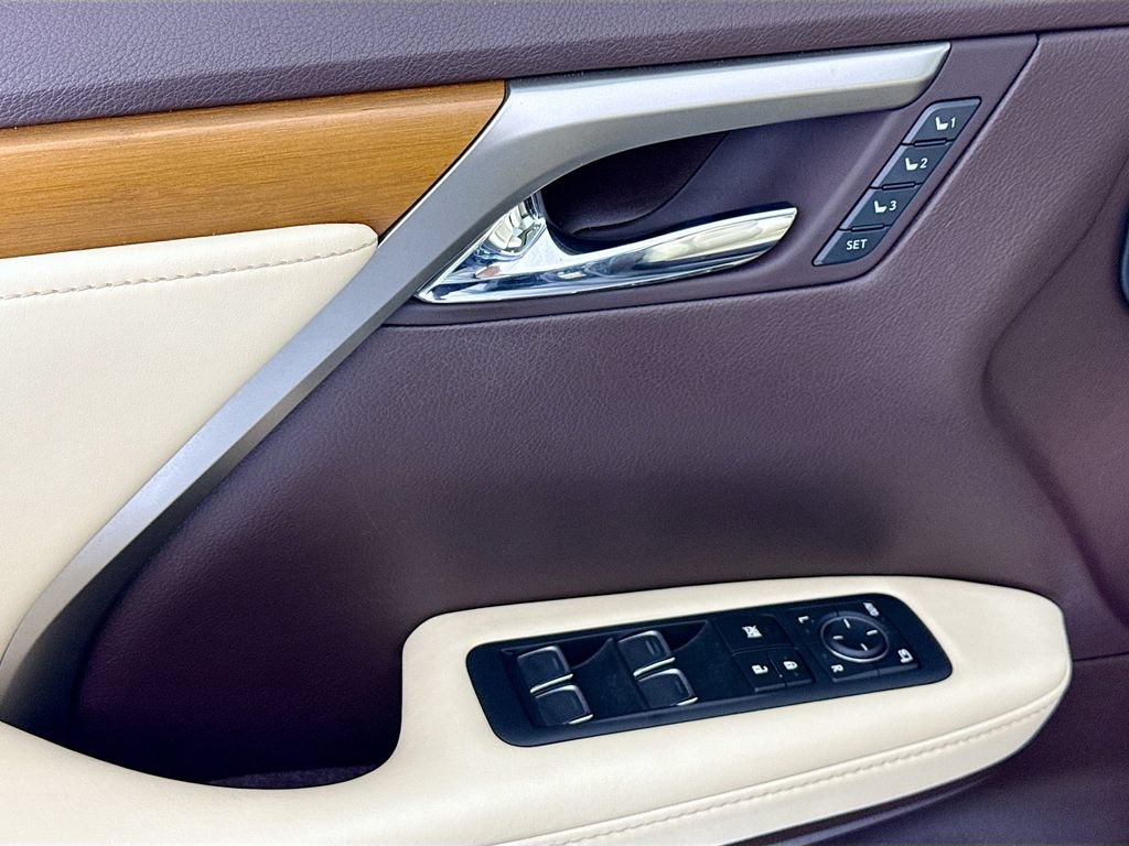 Certified 2020 Lexus RX 350 FWD w/ Premium Package image 23