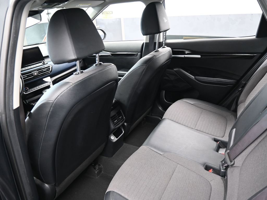 Used 2023 Kia Seltos S w/ Navigation Package image 35
