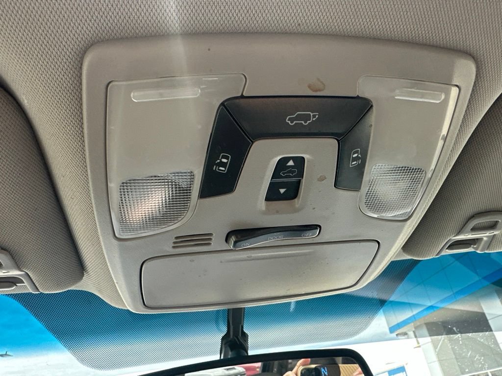 Used 2015 Toyota Sienna XLE Premium FWD image 23