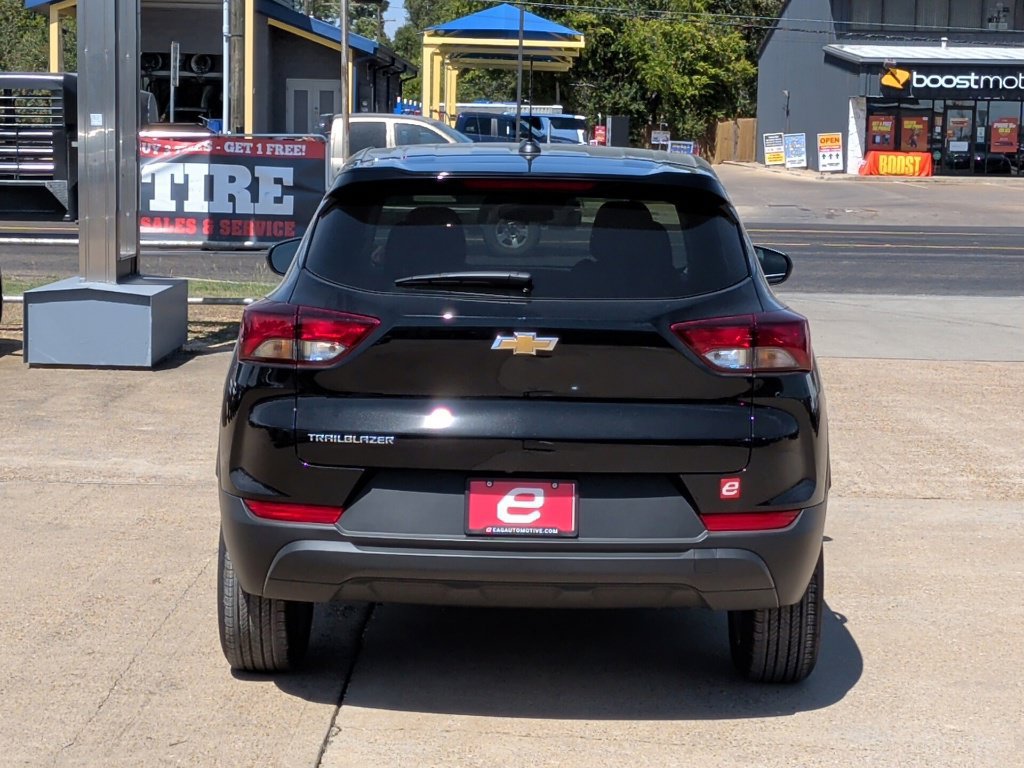 New 2026 Chevrolet TrailBlazer LS w/ LS Convenience Package FWD image 7