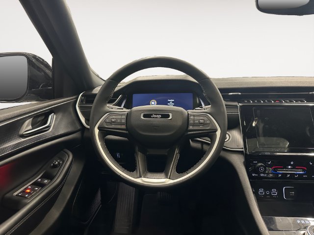 Used 2024 Jeep Grand Cherokee Altitude AWD/4WD image 12