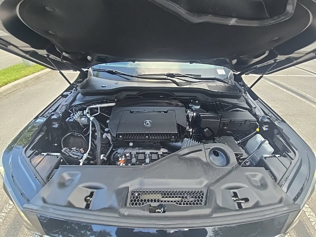 Certified 2024 Acura MDX w/ Technology Package FWD image 42