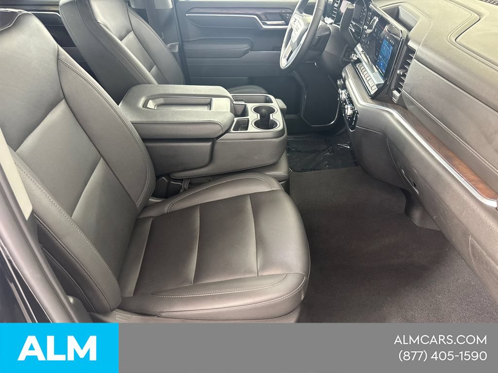 Used 2026 GMC Sierra 1500 SLT AWD/4WD image 16