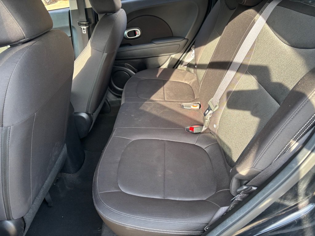 Used 2016 Kia Soul w/ Convenience Package FWD image 13