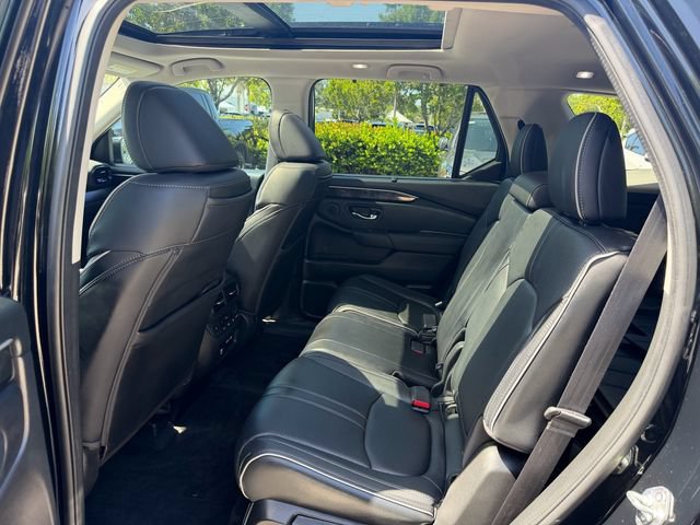 Used 2023 Honda Pilot Elite image 13