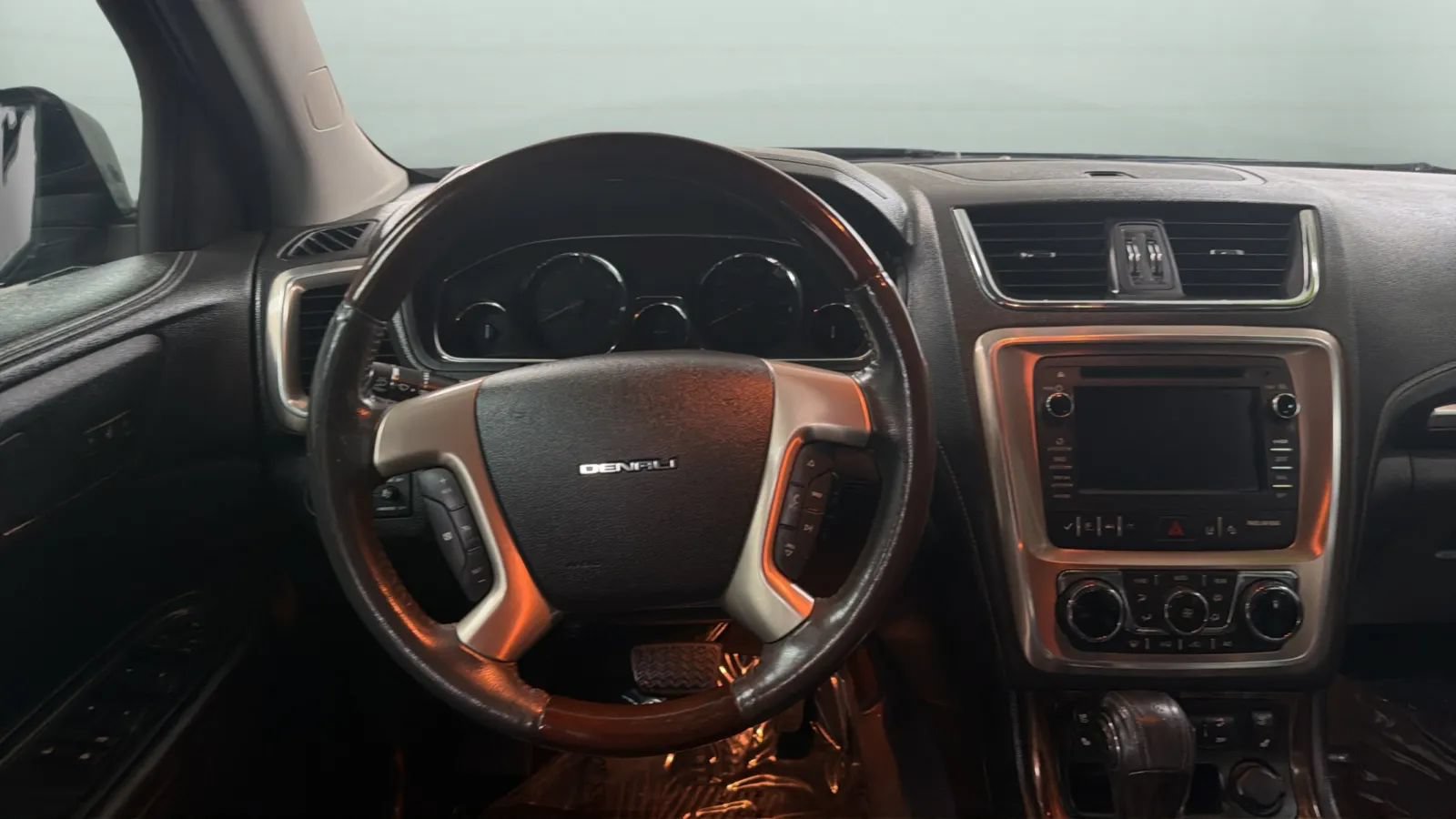Used 2014 GMC Acadia Denali AWD/4WD image 10