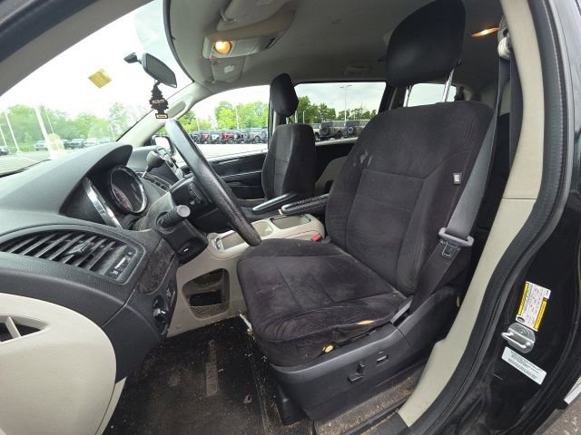 Used 2014 Dodge Grand Caravan SXT FWD image 19
