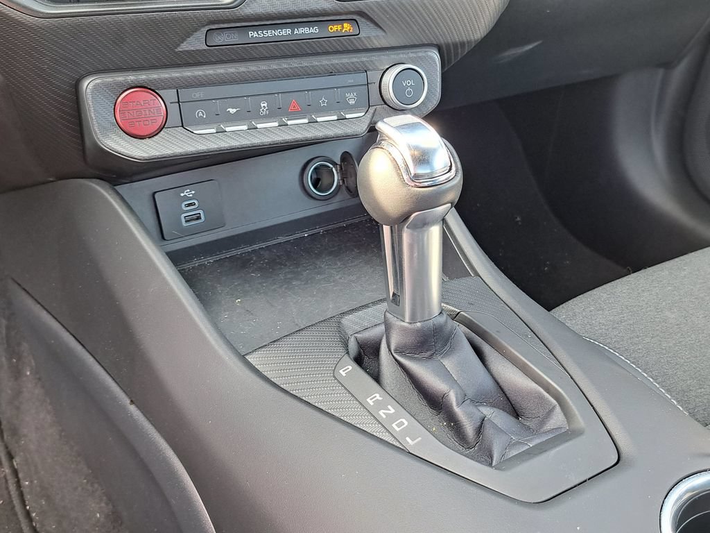 Used 2025 Ford Mustang Coupe RWD image 12