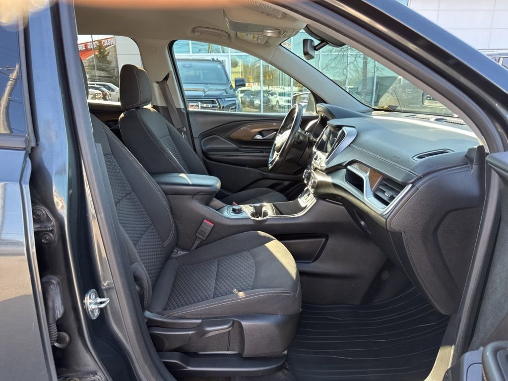 Used 2018 GMC Terrain SLE image 15