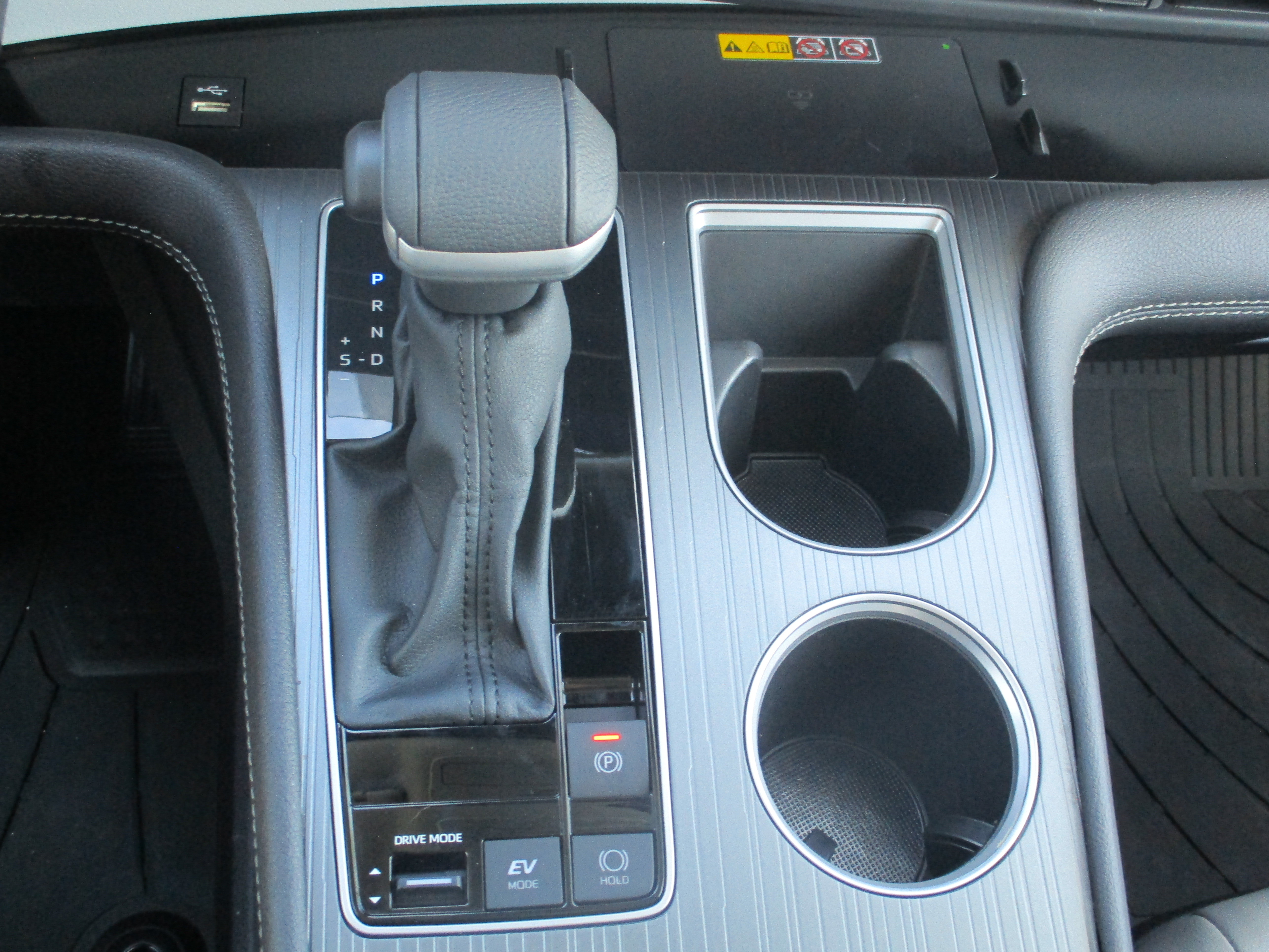 Used 2026 Toyota Sienna XLE FWD image 20