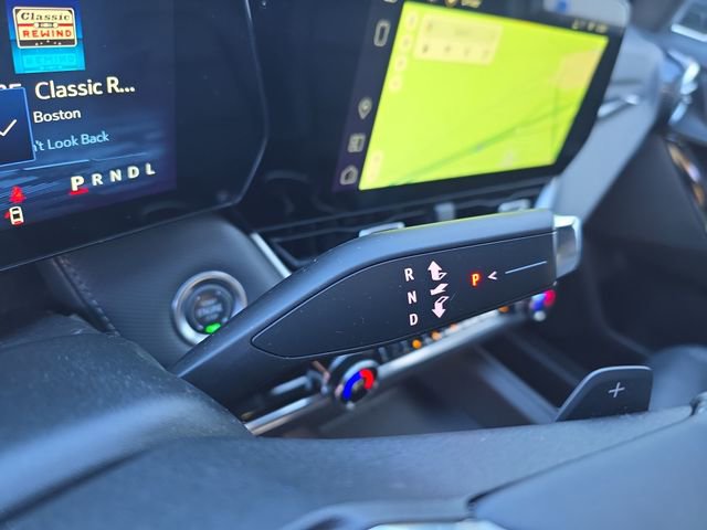 Used 2025 Chevrolet Equinox LT w/ Convenience Package II image 23