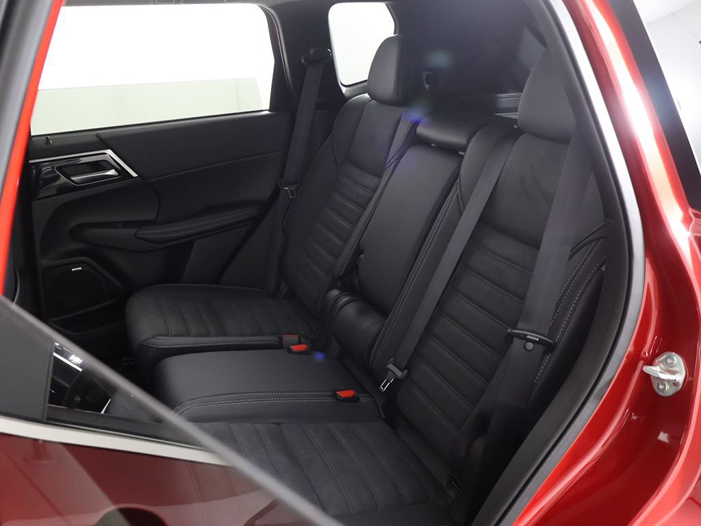 New 2026 Mitsubishi Outlander SE FWD image 31