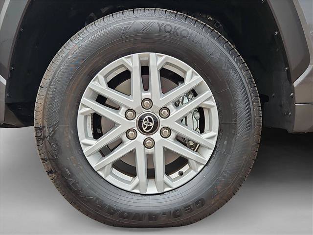 Certified 2026 Toyota Tundra SR5 w/ SR5 Convenience Package AWD/4WD image 29