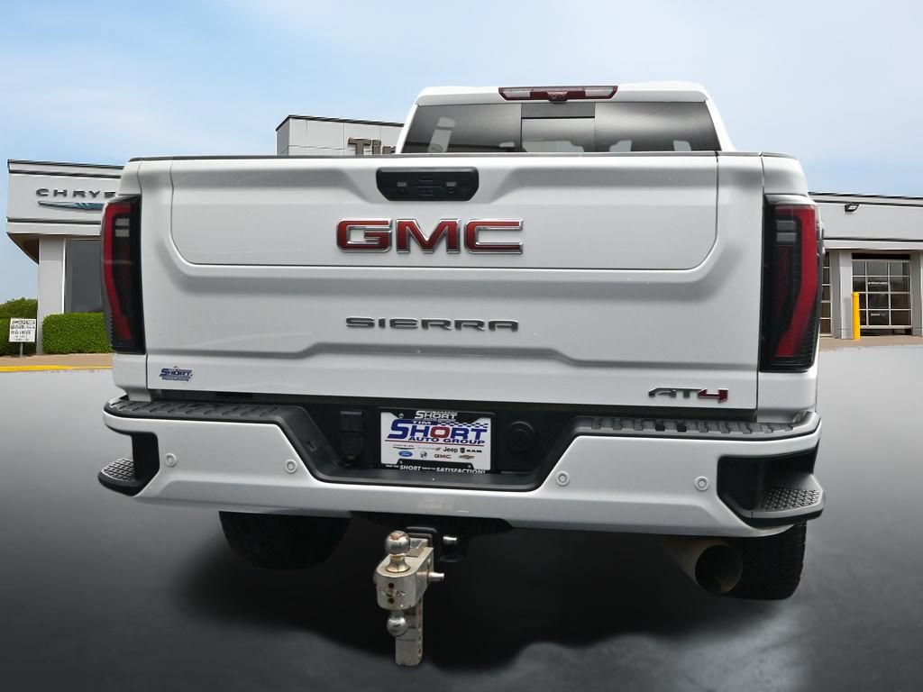 Used 2025 GMC Sierra 2500 AT4 w/ AT4 Premium Plus Package AWD/4WD image 4