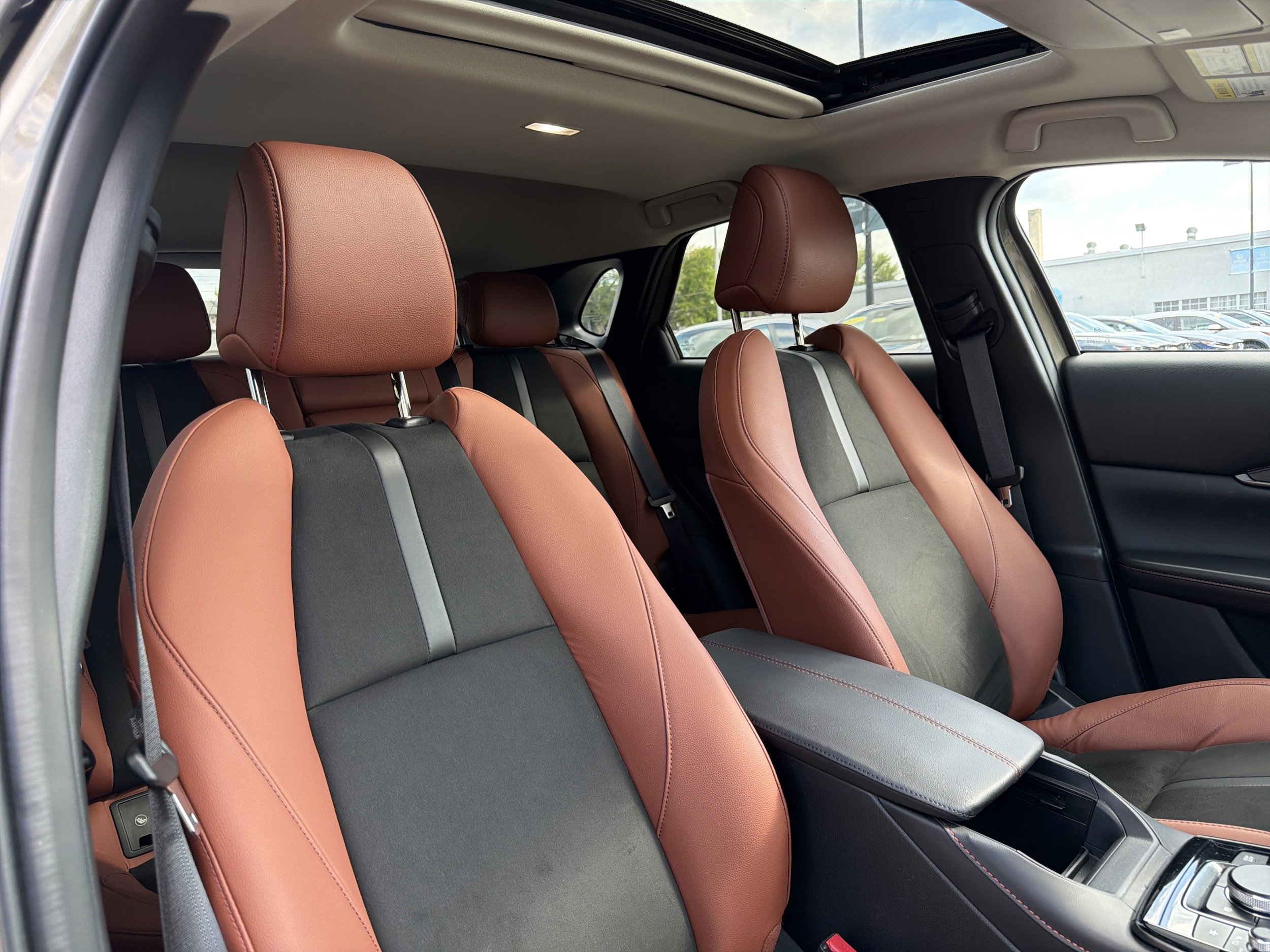 Certified 2025 MAZDA CX-30 Carbon AWD/4WD image 9