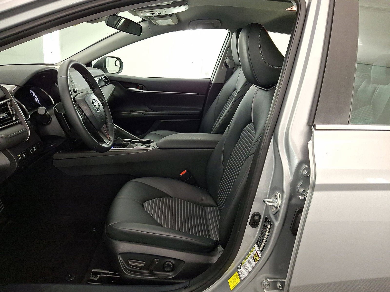 Certified 2024 Toyota Camry SE FWD image 11