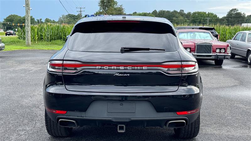 Used 2020 Porsche Macan w/ Premium Package Plus AWD/4WD image 6