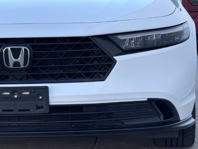 Used 2025 Honda Accord Sport image 9