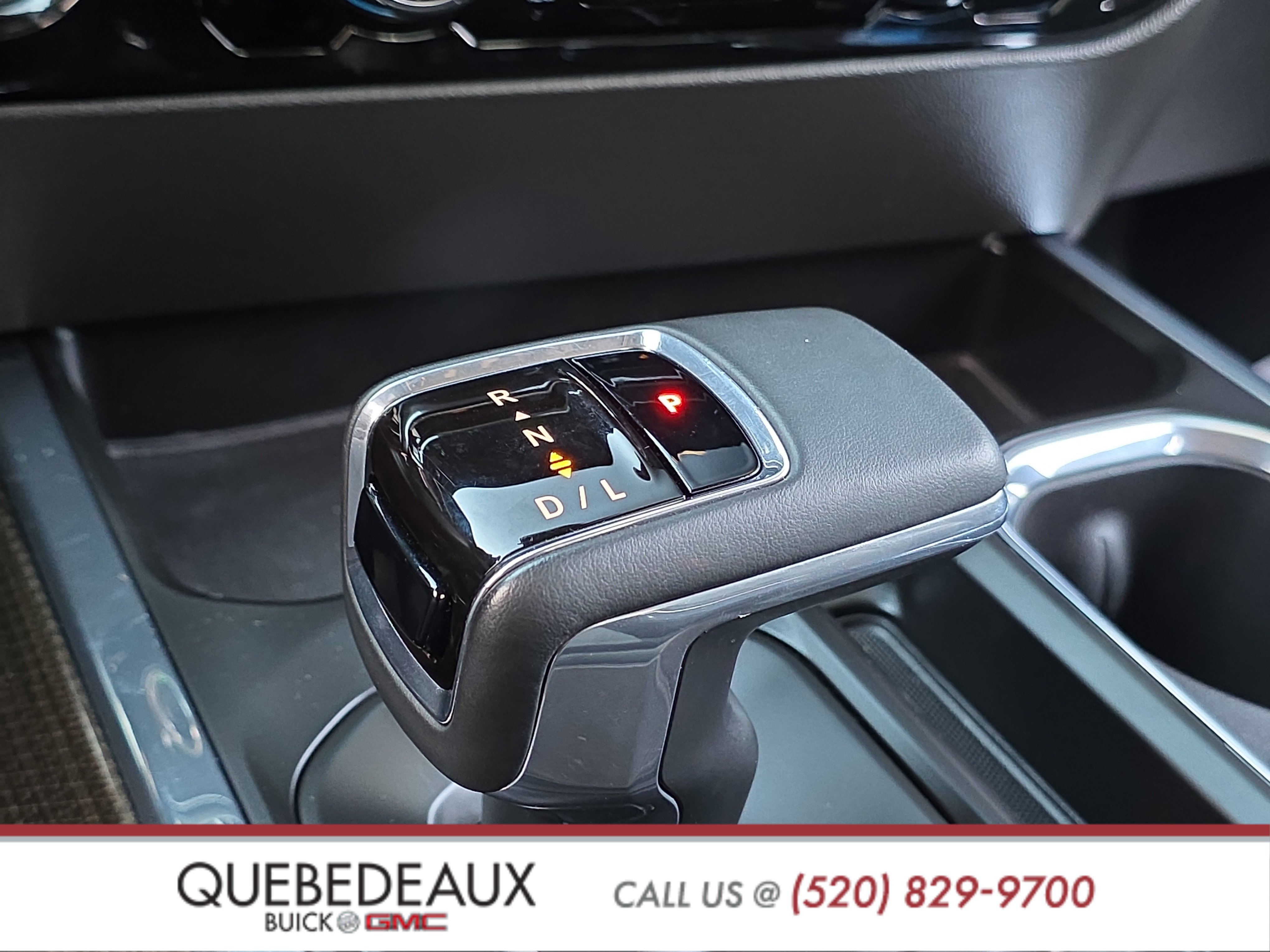 Used 2024 Chevrolet Silverado 1500 LT Trail Boss w/ Dark Appearance Package AWD/4WD image 23