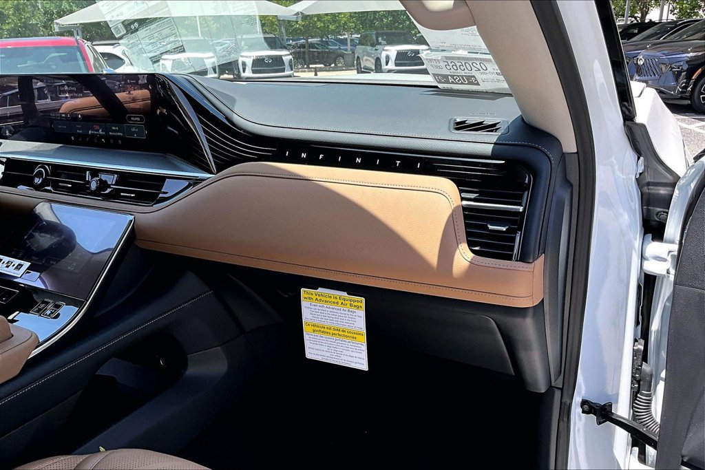 New 2027 INFINITI QX80 Luxe w/ Cargo Package RWD image 18