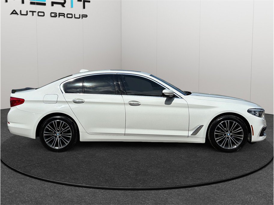 Used 2018 BMW 540i RWD image 10