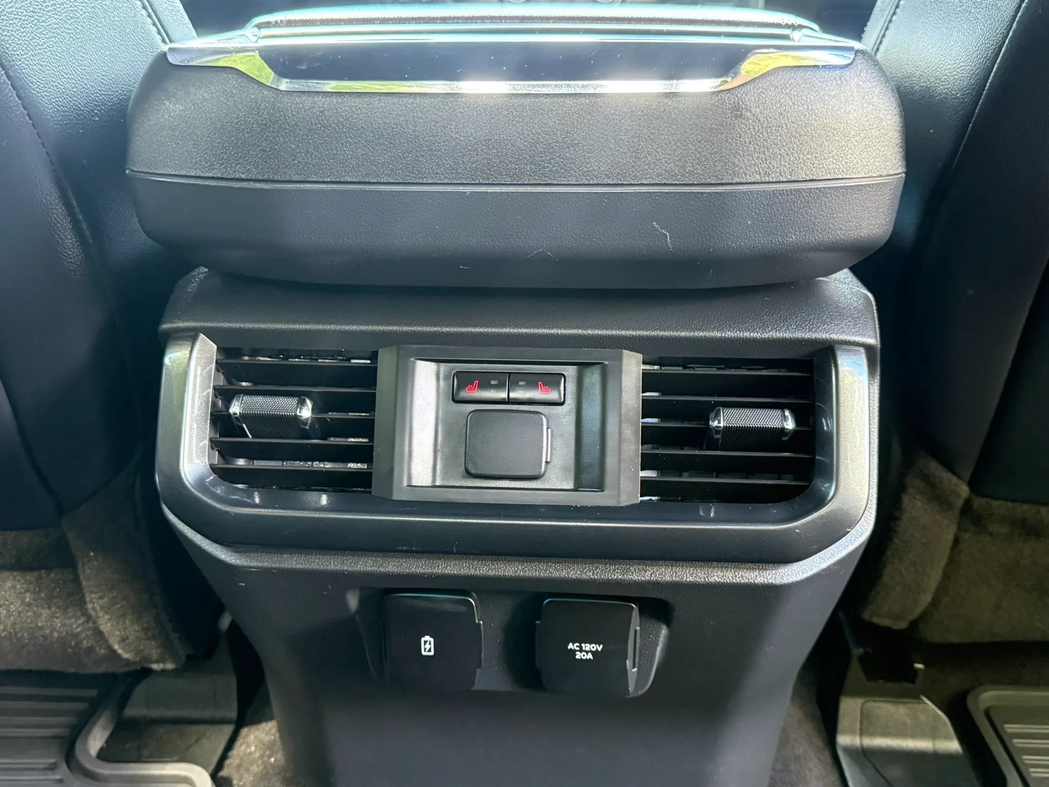 Used 2021 Ford F150 Lariat w/ Equipment Group 502A High AWD/4WD image 32