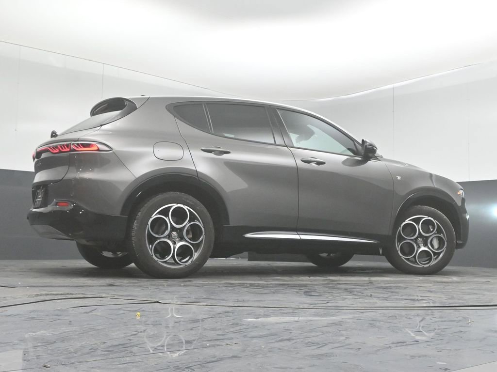 Used 2024 Alfa Romeo Tonale Ti image 44