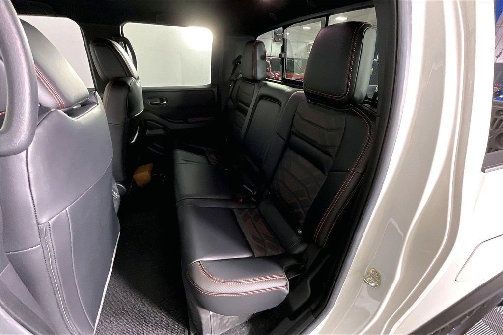 Certified 2025 Nissan Frontier Pro-X w/ Pro Premium Package image 34