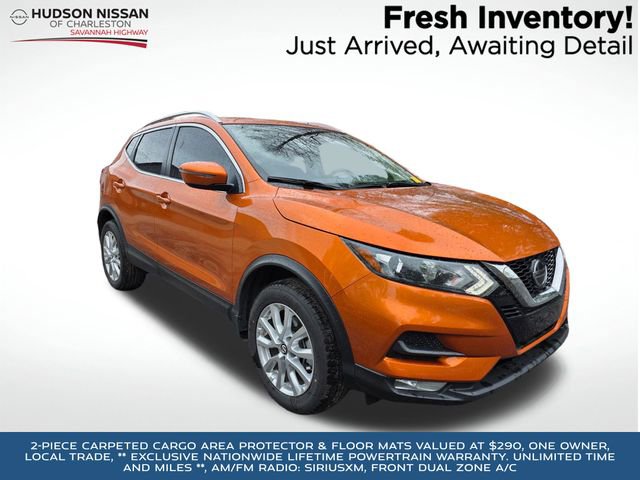 Used 2021 Nissan Rogue Sport SV image 1